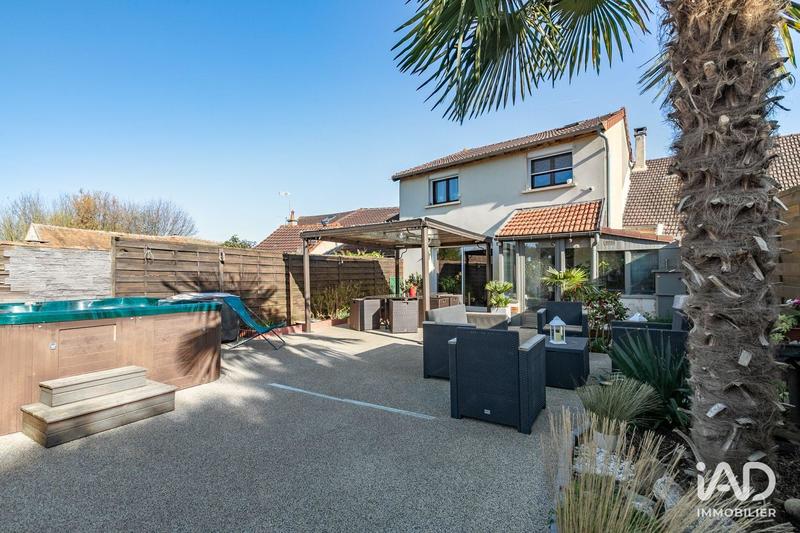 Maison - 147 m² - 6 pièces