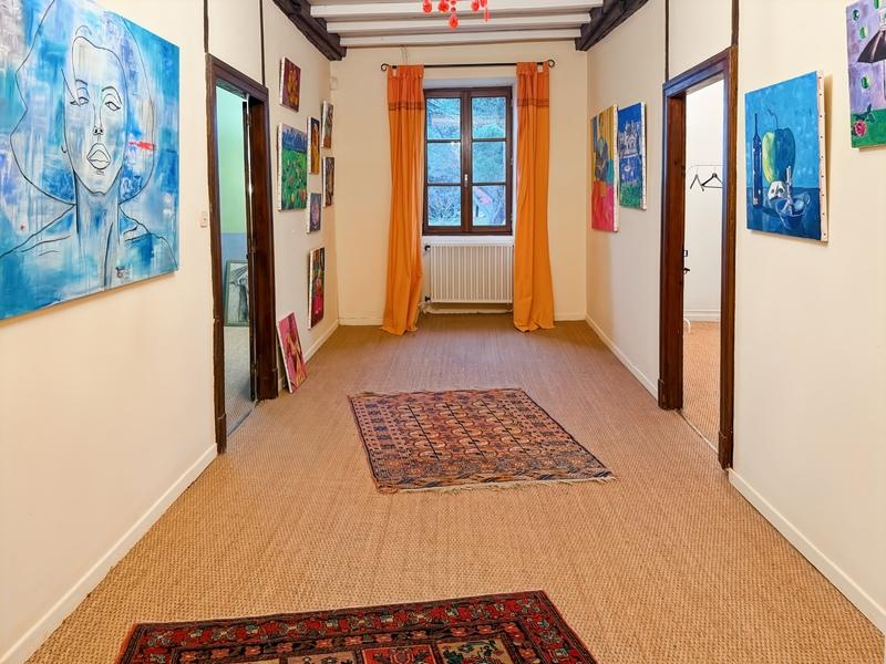 Maison en pierre - 302 m² - 8 pièces