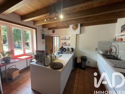 Maison - 230 m² - 6 pièces