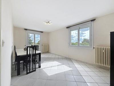 Appartement - 9 m² - 1 pièce