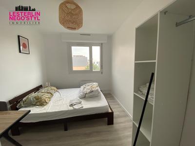 Appartement - 98 m² - 6 pièces