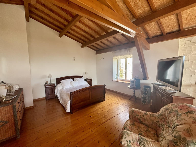 Maison - 197 m² - 6 pièces