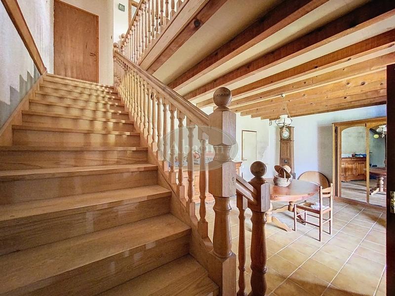 Maison - 230 m² - 6 pièces