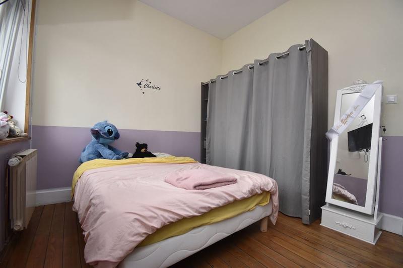 Maison traditionnelle - 178 m² - 7 pièces