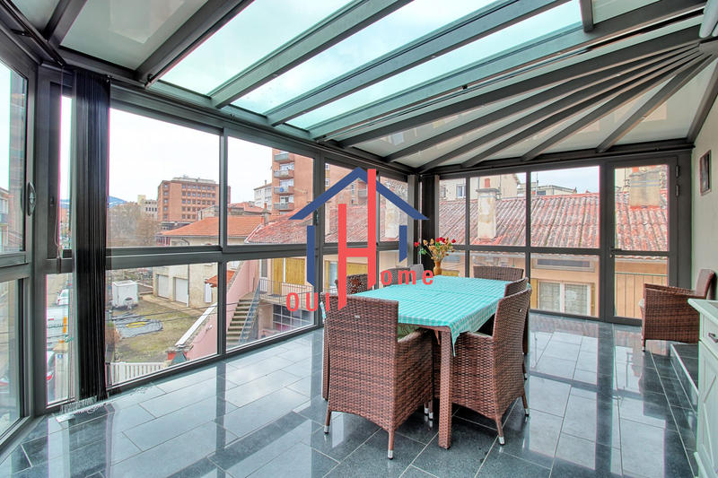 Appartement - 100 m² - 4 pièces