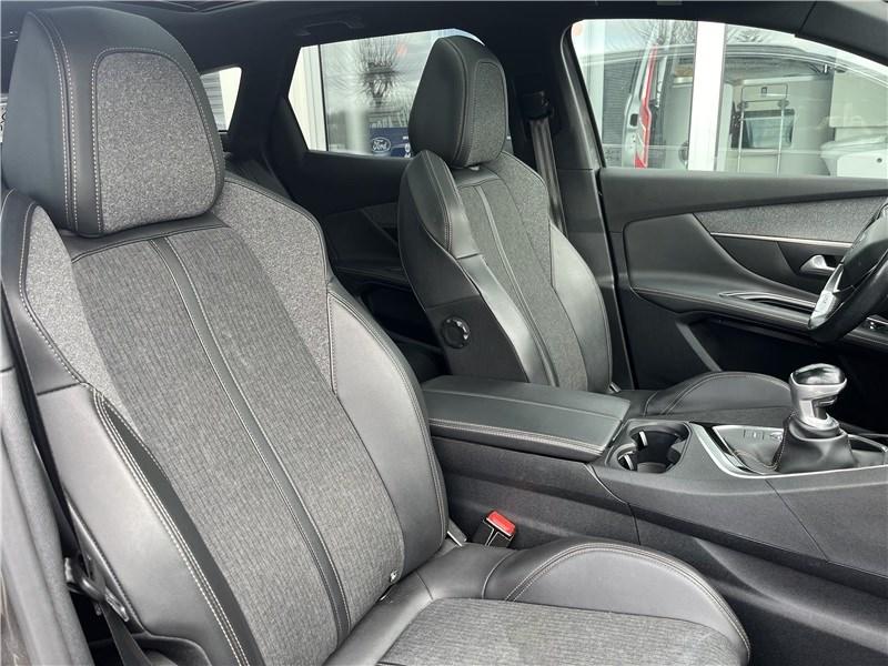 Peugeot 3008 II 1.2 Puretech 130ch s&amp;S Bvm6 Gt Line