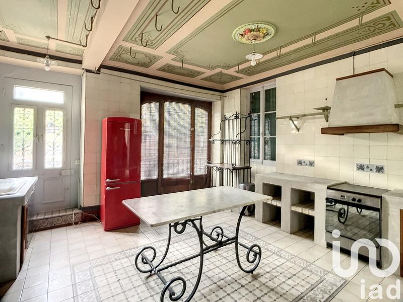 Maison de village - 225 m² - 10 pièces