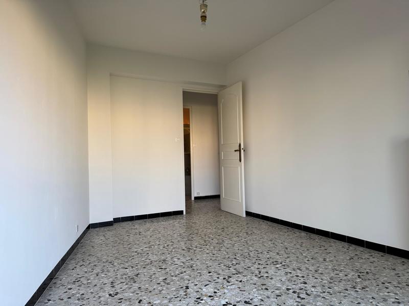 Appartement - 82 m² - 3 pièces