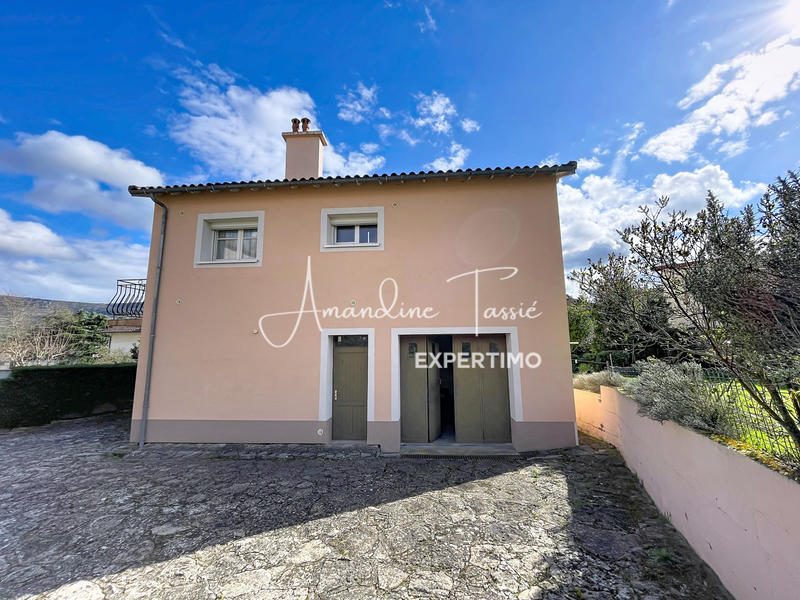 Maison - 106 m² - 4 pièces