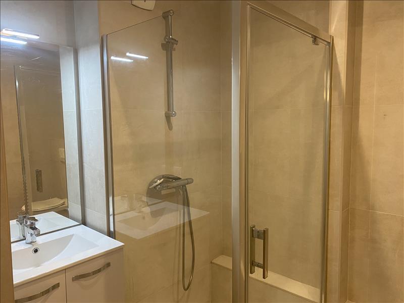 Studio - 37 m² - 1 pièce