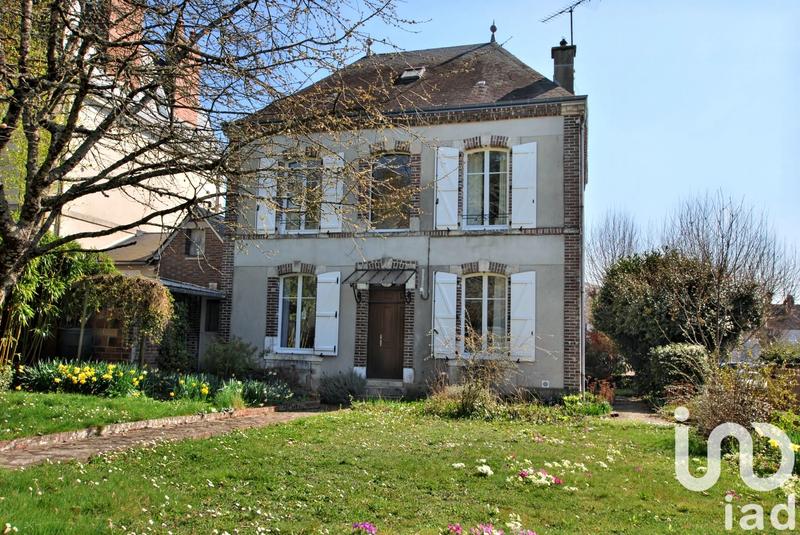 Maison - 145 m² - 5 pièces