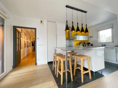 Appartement - 85 m² - 3 pièces