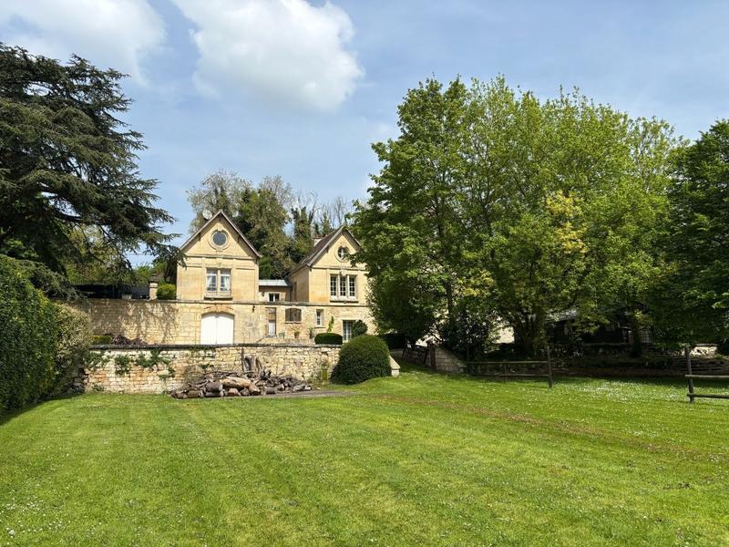 Manoir - 430 m² - 11 pièces