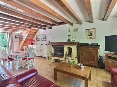 Maison - 137 m² - 7 pièces