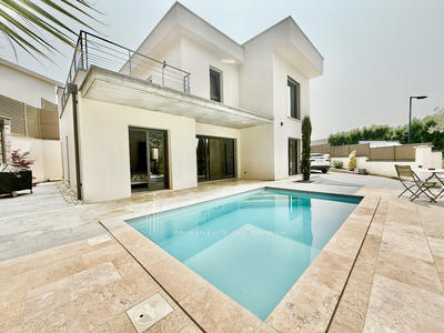 Villa - 145 m² - 6 pièces