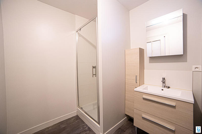 Appartement - 143 m² - 5 pièces