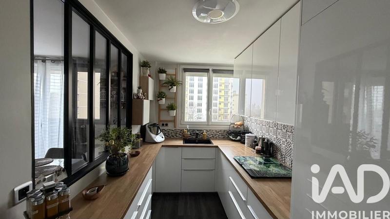 Appartement - 81 m² - 4 pièces