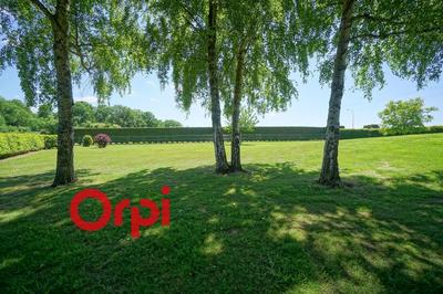 Maison - 225 m² - 7 pièces