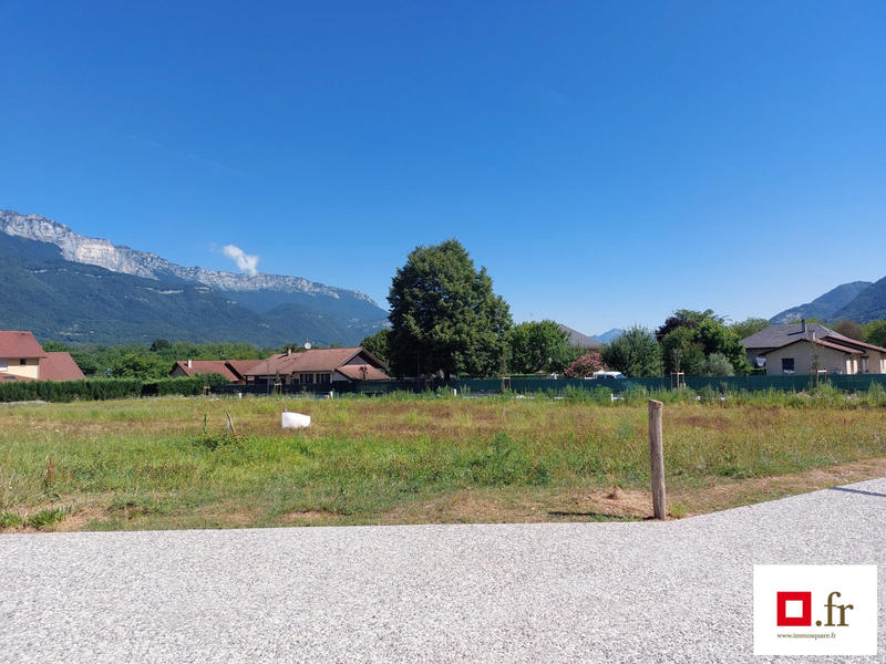 Terrain - 596 m²