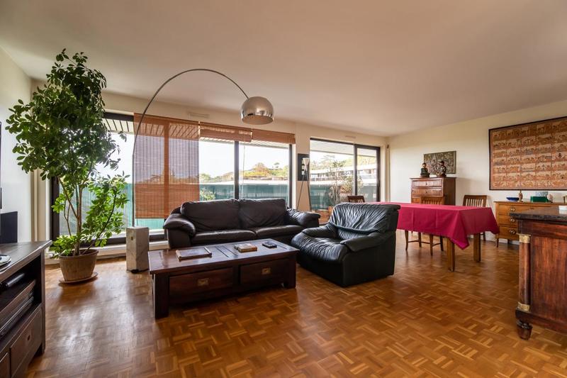 Appartement - 120 m² - 5 pièces