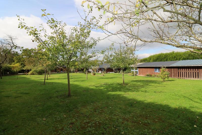 Maison - 180 m² - 6 pièces