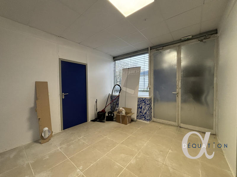 Bureau - 70 m²