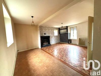 Maison - 121 m² - 6 pièces