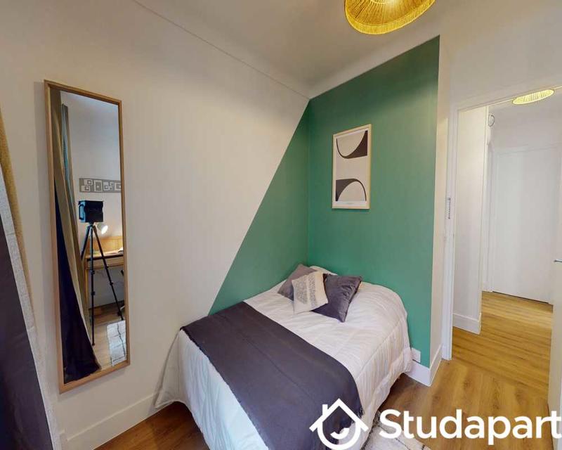 Chambre - 110 m² - 1 pièce