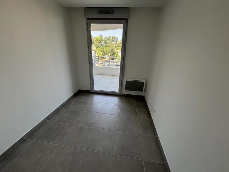 Appartement - 65 m² - 4 pièces