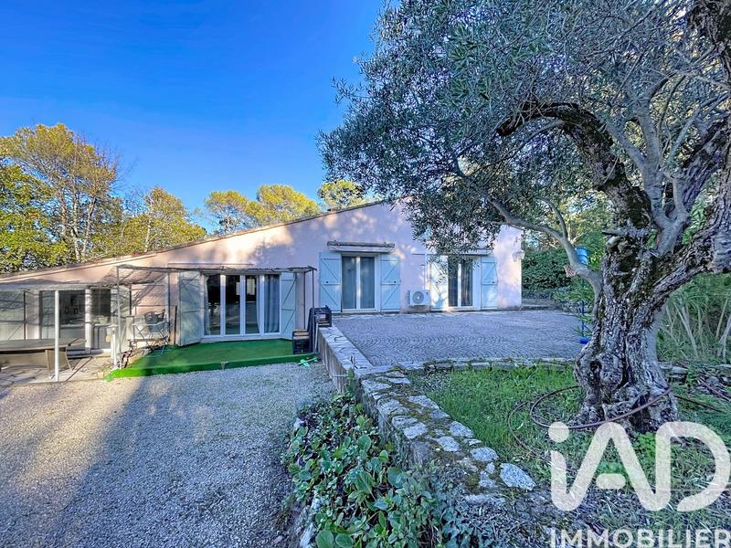 Maison - 185 m² - 7 pièces