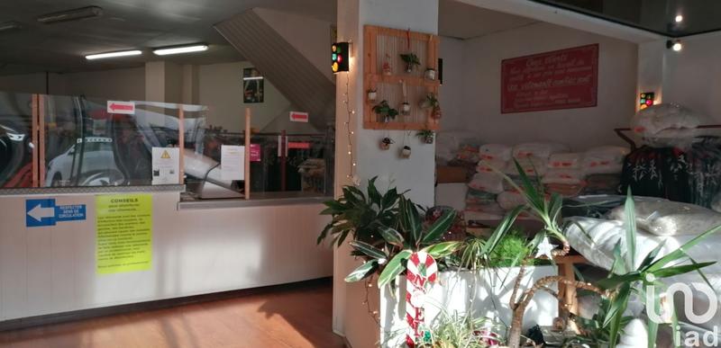 Local commercial - 220 m²