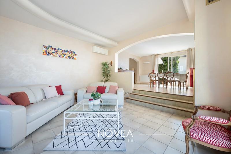 Maison - 162 m² - 6 pièces