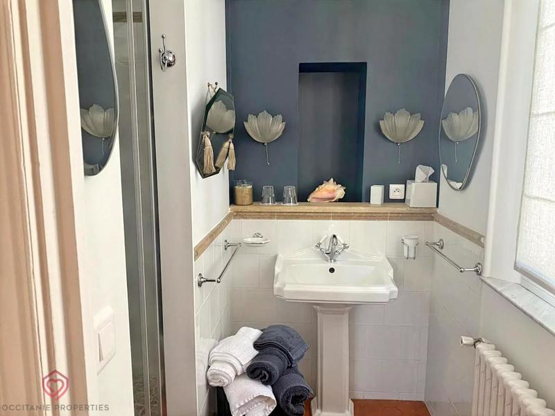 Maison de maîtres - 277 m² - 8 pièces