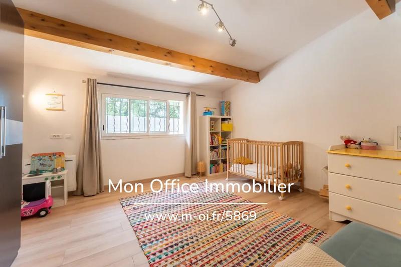 Villa - 180 m² - 5 pièces