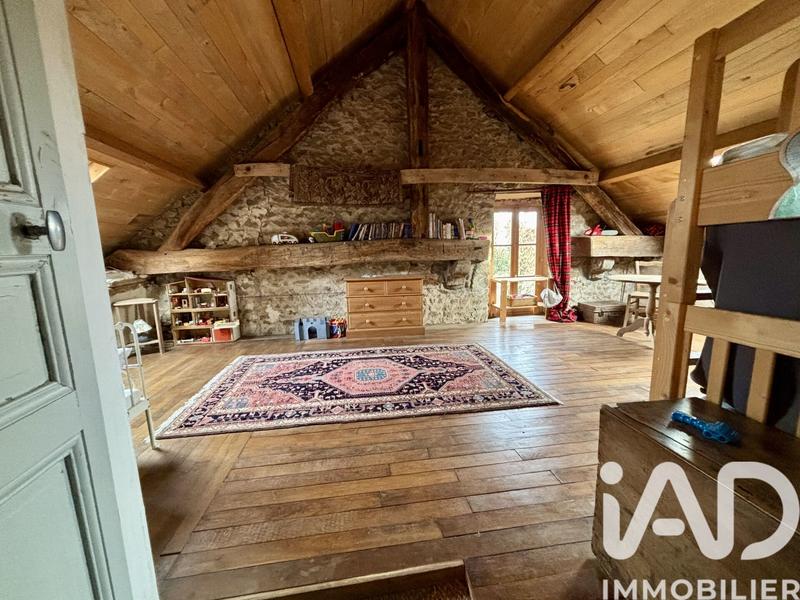 Maison - 350 m² - 14 pièces