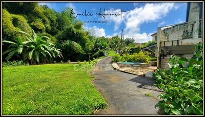 Immeuble - 285 m² - 11 pièces