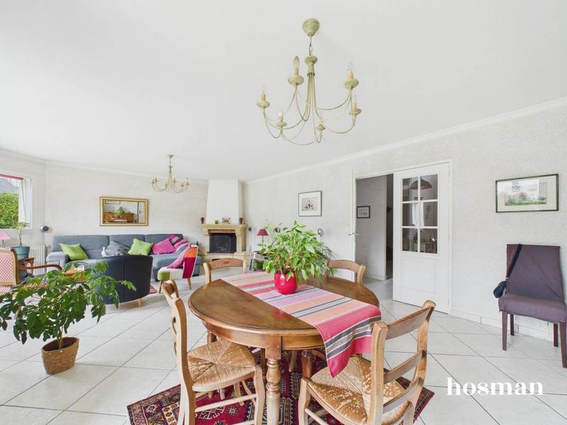 Maison - 174 m² - 7 pièces