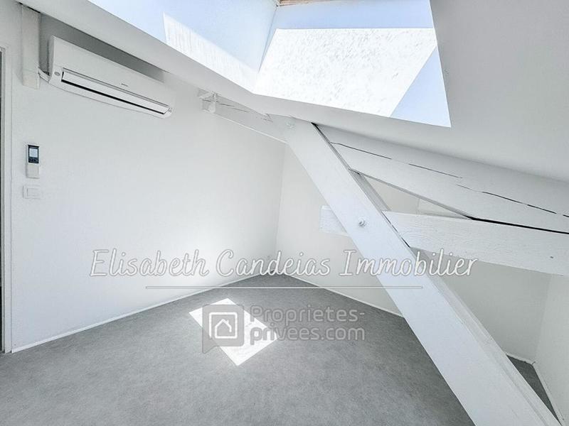 Immeuble - 272 m² - 14 pièces