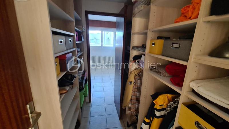 Appartement - 98 m² - 4 pièces