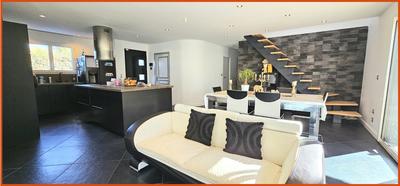 Maison - 150 m² - 7 pièces