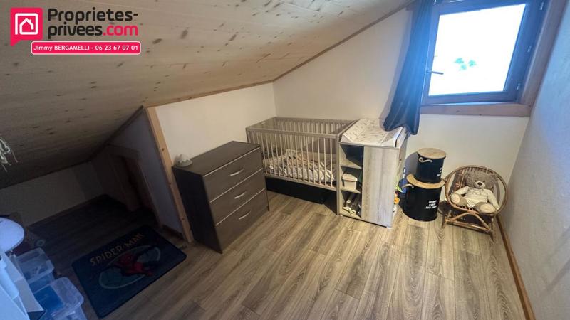 Appartement - 81 m² - 4 pièces