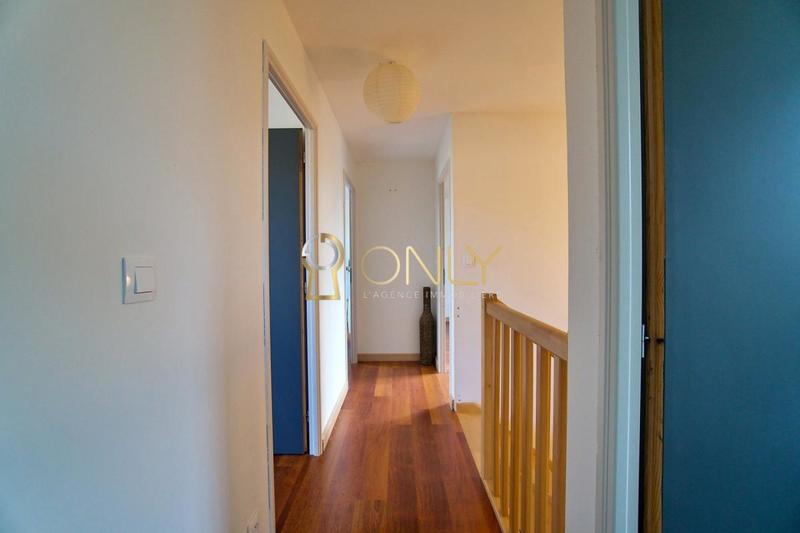 Maison - 98 m² - 4 pièces