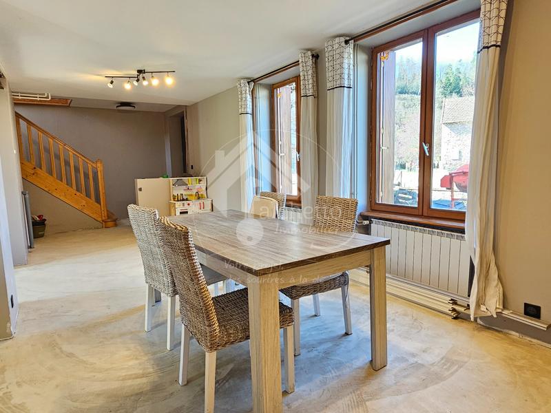 Maison - 120 m² - 4 pièces