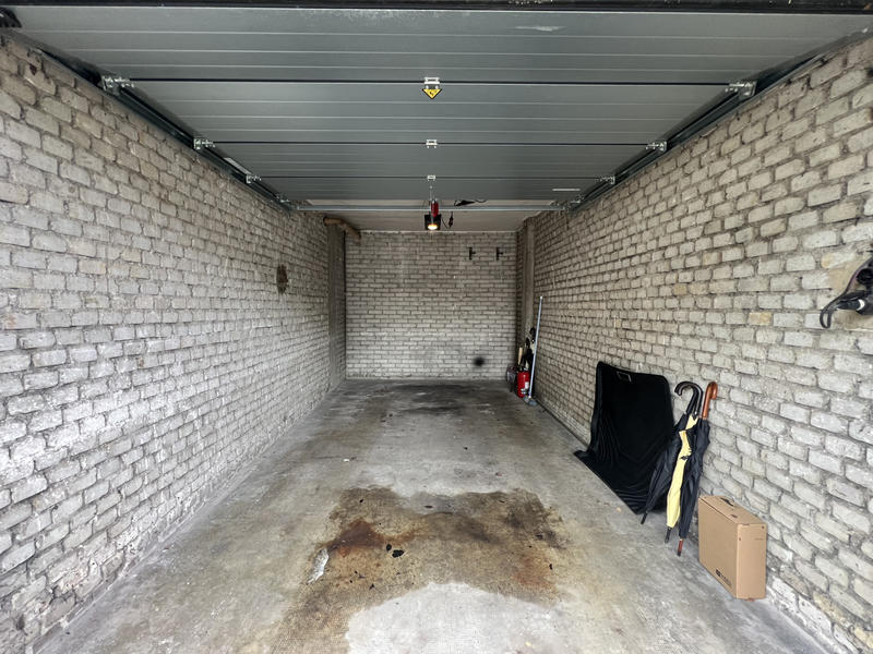 Parking / Garage - 15 m²