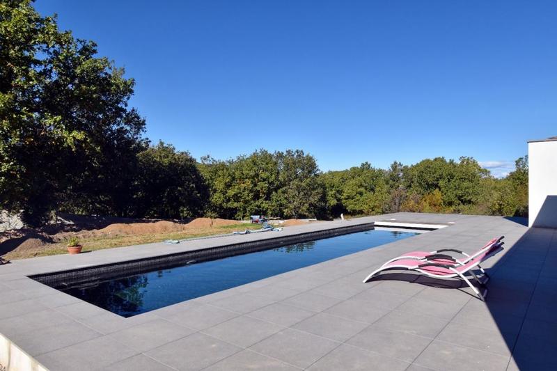 Maison - 300 m² - 7 pièces