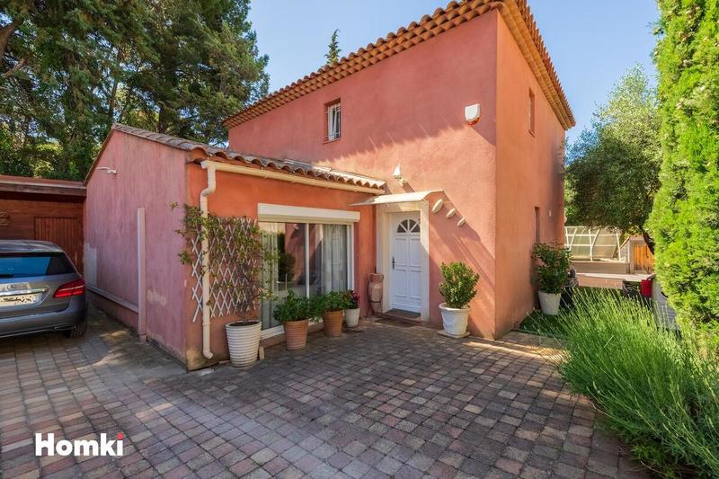 Maison - 142 m² - 5 pièces