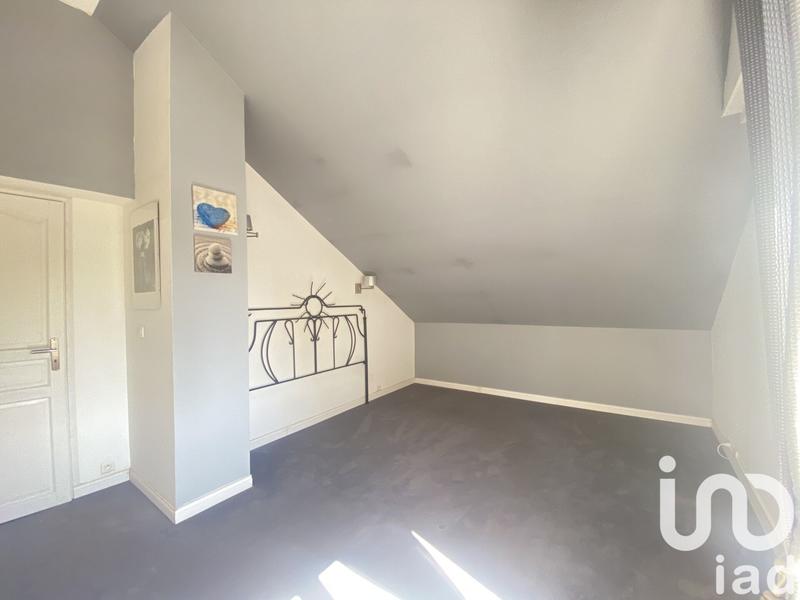 Maison - 223 m² - 6 pièces