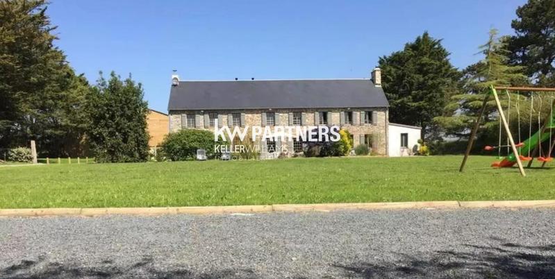 Maison de domaine équestre - 230 m² - 7 pièces