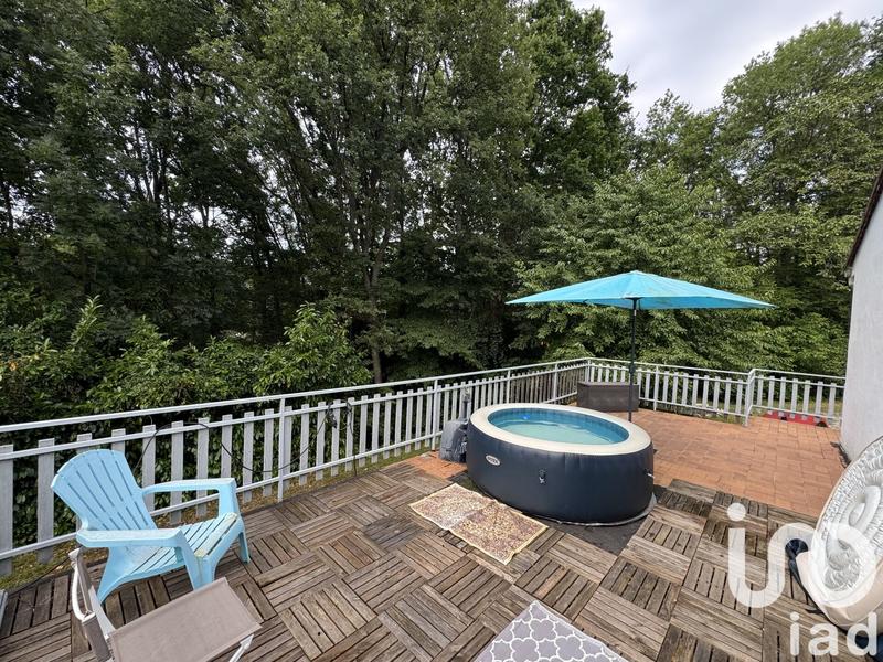 Maison - 95 m² - 6 pièces