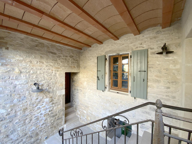 Maison - 250 m² - 7 pièces